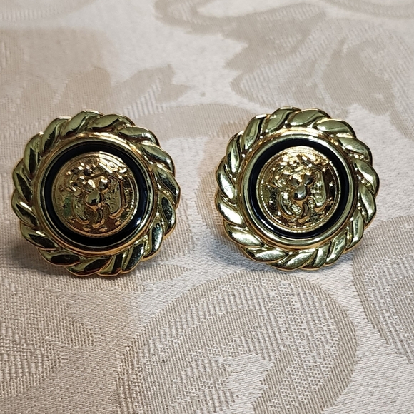 Vintage 1980s Gold-Tone Eagle Anchor Emblem Clip-On Earrings – Military Nautical - Picture 5 of 8